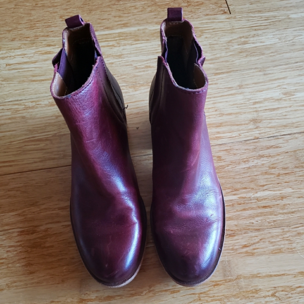 Kork-Ease Women's Ankle Boots in Burgundy